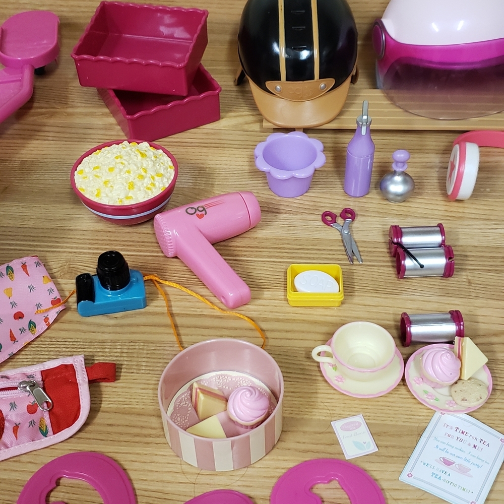 OUR GENERATION DOLL ACCESSORIES - Picture 6 of 16